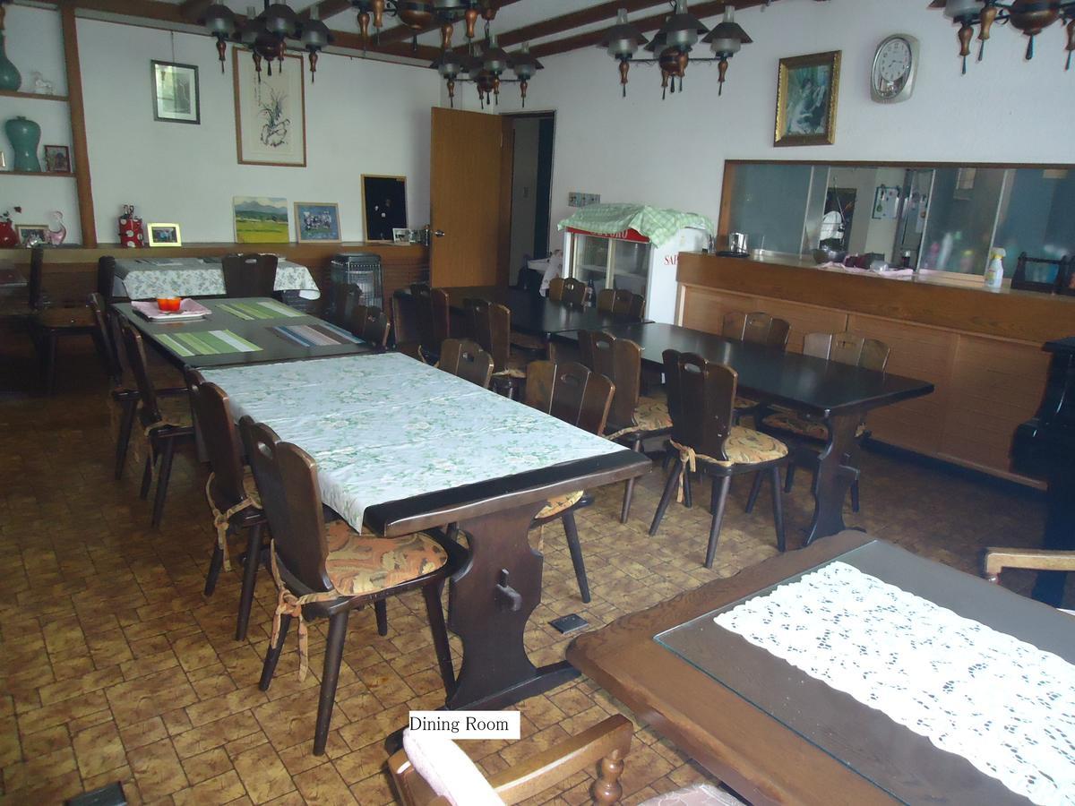 Cafe Cerisier栖里時絵 2* Myoko